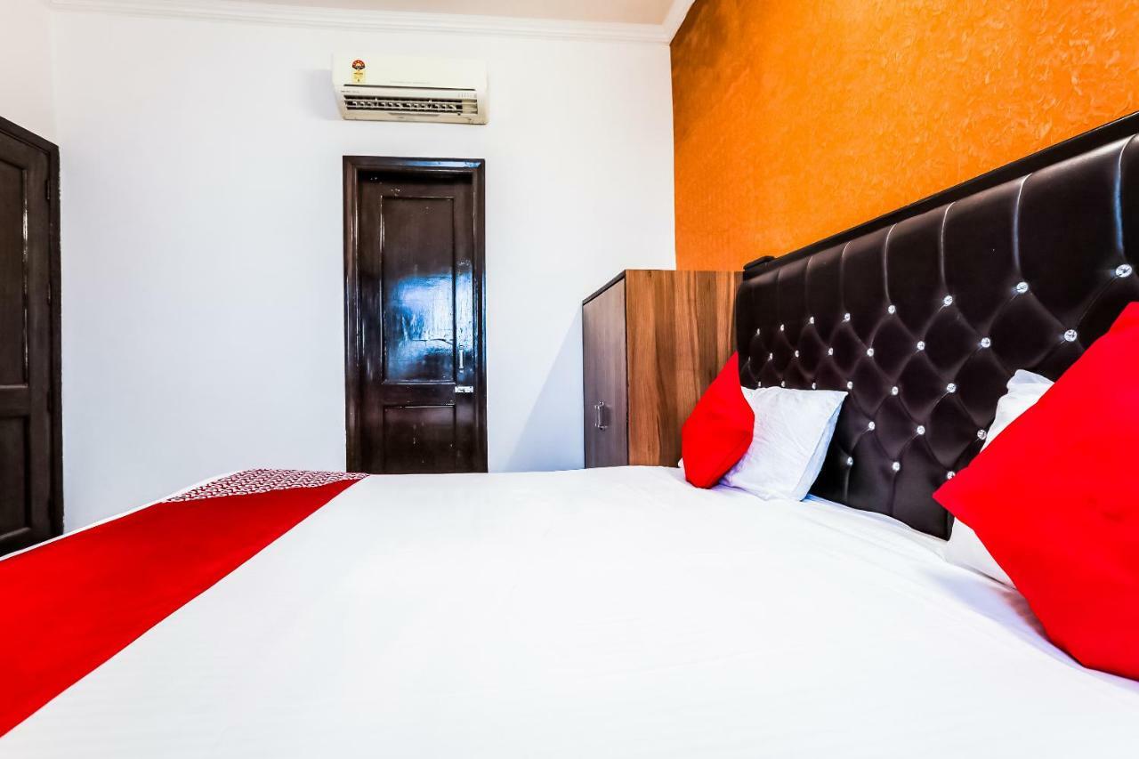 Oyo Flagship 37488 Hotel R V Regency Amritsar Ngoại thất bức ảnh