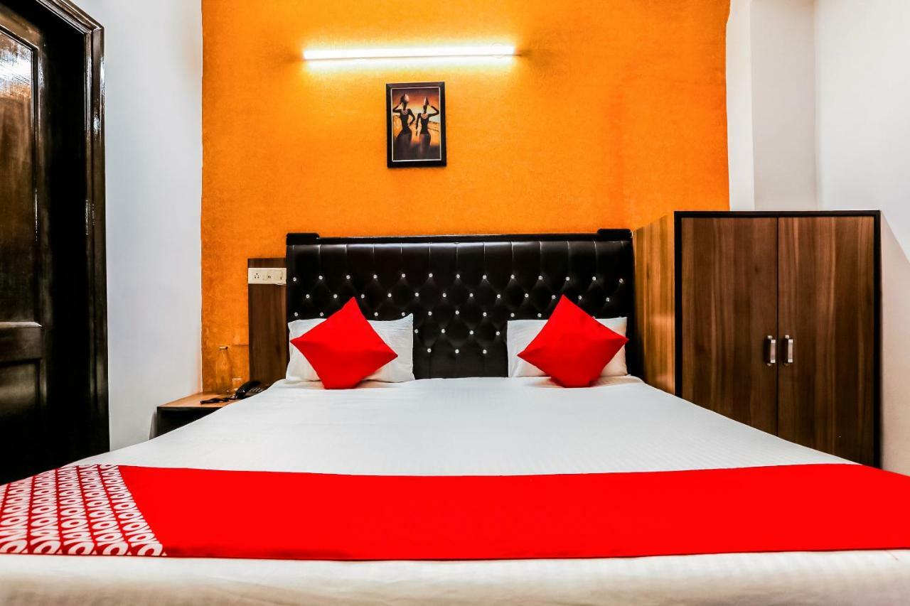 Oyo Flagship 37488 Hotel R V Regency Amritsar Ngoại thất bức ảnh